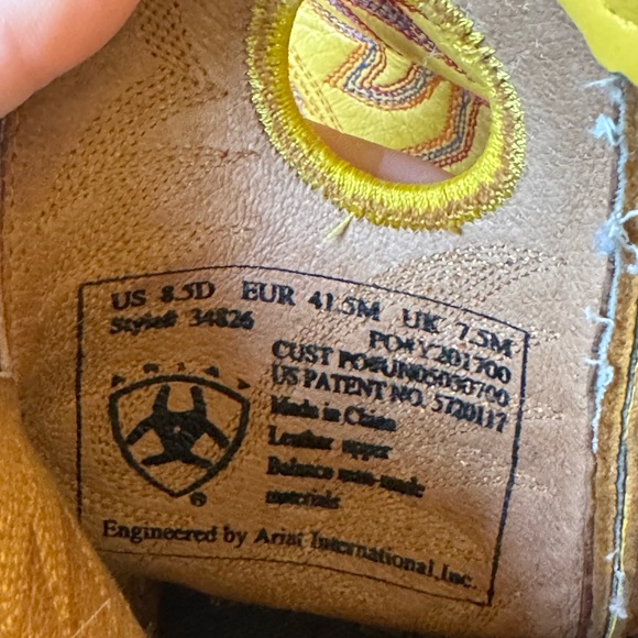 Like New Genuine Leather Ariat Western Boots Men’s size 8.5 in Yellow + Brown - Picture 7 of 11